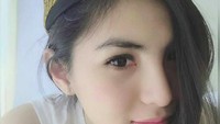 Angela Lee kerap bikin meme. Sebagai selebgram dia sangat aktif di media sosial. Foto: Angela Lee / ist/Instagram