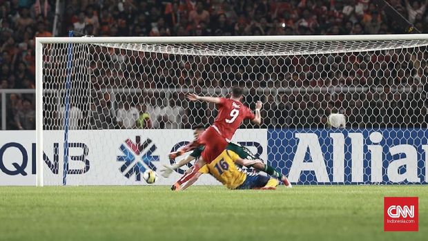 Marko Simic cetak hattrick ke gawang Tampines Rovers.