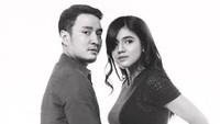 DJ Una melahirkan anak laki-laki yang bernama Kyrie Arnatama. Ia menikah pada Juli 2017 lalu dengan Irsan Ramadhan di Jakarta.  Foto: Dok. Instagram/putriuna