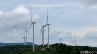 Target tersebut bukanlah hal sepele mengingat sumber energi fosil yang selama ini menjadi andalan seperti bahan bakar minyak (BBM), gas, dan batu bara terus berkurang pasokannya. Sehingga setiap negara kini harus mulai mengembangkan energi baru terbarukan, mulai dari, cahaya matahari, arus laut, hingga tenaga angin.