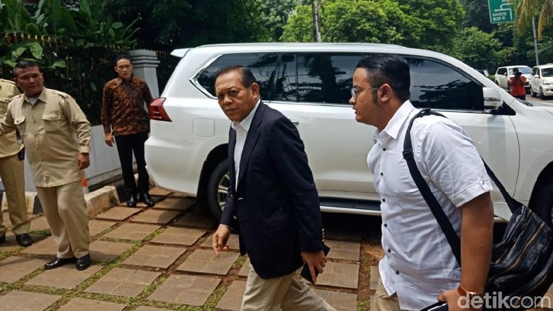 Presiden PKS hingga Sudrajat Merapat ke Kediaman Prabowo