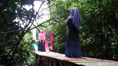 Foto: Hutan Mangrove Kekinian di Demak