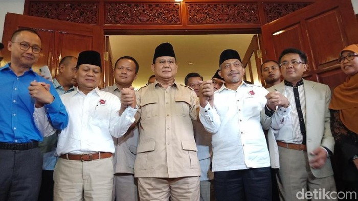 Turun Gunung Menangkan Sudrajat-Syaikhu, Prabowo: Saya Warga Jabar