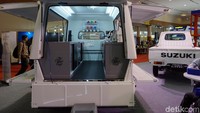 Tampilan mobil pikap Suzuki yang didesain untuk berdagang. Kece bukan?