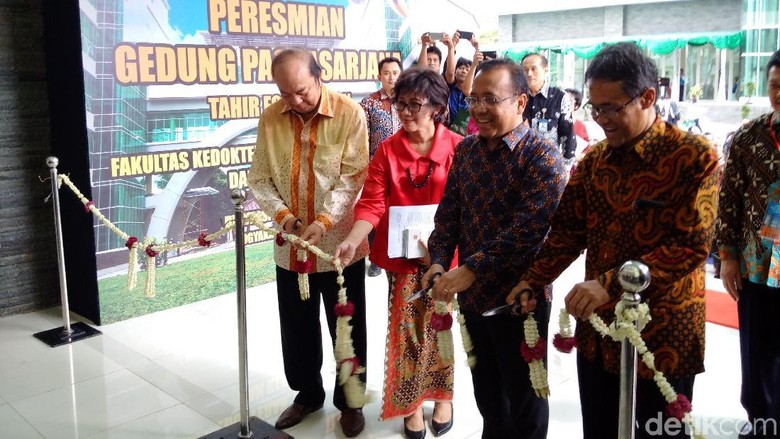 UGM Dapat Hibah Gedung Senilai Rp 100 M dari Tahir Foundation UGM Dapat Hibah Gedung Senilai Rp 100 M dari Tahir Foundation