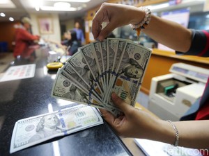 PR Berat RI Lawan Penguatan Dolar AS