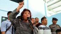 Di hadapan para nelayan, Susi mengatakan jabatan yang ia emban saat ini, tidak lama lagi harus dilepasnya.
