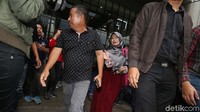 Uang tersebut untuk keperluan kampanye Asrun dalam Pilgub Sulawesi Tenggara.