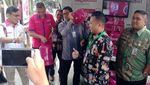 Pakai Batik, Sandi Angkat Tabung Gas