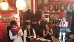 Ini Nih Gaya Ahmad Dhani Saat Makan di Warteg hingga Cicip Ketoprak!