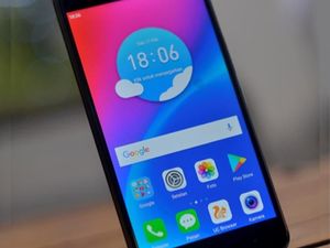 Siap-siap! Smartphone Ini Kembali Gelar Flash Sale di 3 e-Commerce