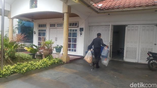 Barang Bukti Dibawa Kembali ke Rumah Eks Wakapolda Sumut, Ada Apa?