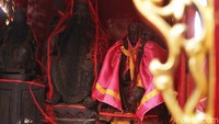 Patung Dewa di dalam vihara. Restu Dewa diperlukan untuk kelancaran acara (Randy/detikTravel)