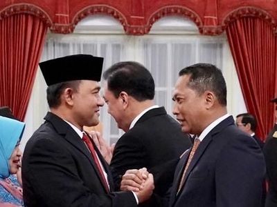 Foto: Saat Komjen Buwas Salami Irjen Heru yang Baru Jadi Kepala BNN
