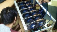 VGA yang diperlukan untuk satu perangkat tambang bitcoion dibutuhkan minimal antara 3 hingga 6 VGA.