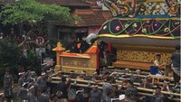 Wisatawan memenuhi Puri Agung Ubud. Prosesi ini menjadi daya tarik sendiri untuk wisatawan. Dok. Kementerian KKP.