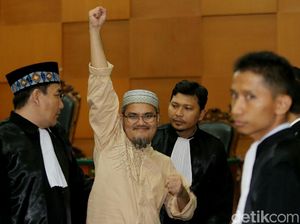Jonru akan Banding Vonis 1,5 Tahun Penjara