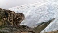 Pada tahun 1991, Wanadri telah melakukan ekspedisi ke Puncak Mandala 4.760 mdpl, puncak tertinggi kedua di Indonesia. Inilah penampakan es abadi Puncak Mandala kala itu (Wanadri)