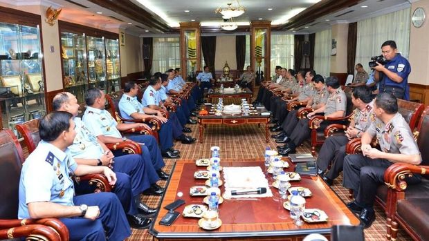 Sejumlah pejabat TNI-Polri yang ikut dalam pertemuan tersebut