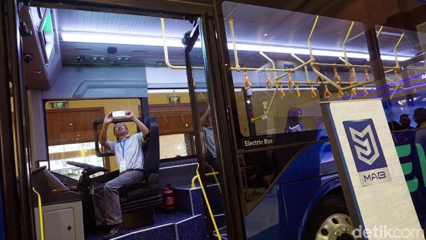Bus listrik yang bakal diuji coba di Bandara Soetta