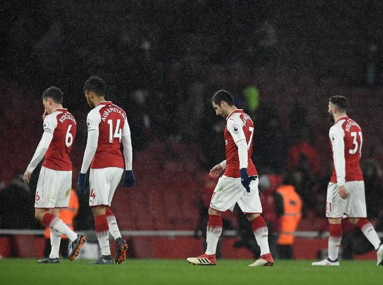 Kursi-Kursi Kosong di Emirates Jadi Saksi Kekalahan Telak Arsenal