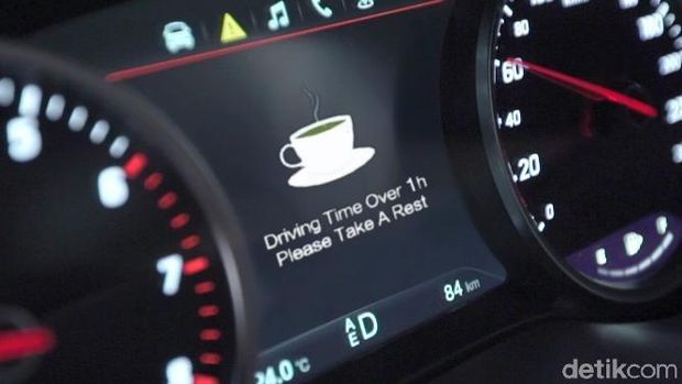  Di Mobil Wuling Cortez Ada Pesan 'Ngopi Ngapah Ngopi'