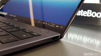 Huawei MateBook X Pro hadir dengan bobot lebih ringan 1,33 kg. Foto: Achmad Rouzni Noor II/detikINET