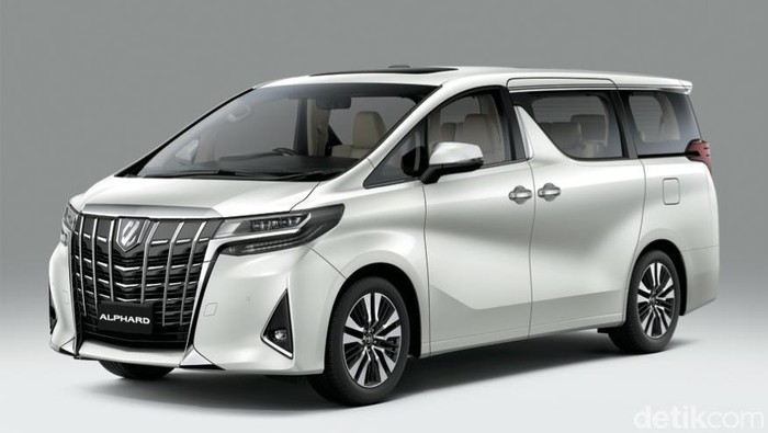 Toyota merilis mobil MPV mewah Alphard dan Vellfire model baru. Untuk Vellfire tidak mengalami kenaikan harga tapi Alphard harganya naik sampai Rp 50,3 juta.