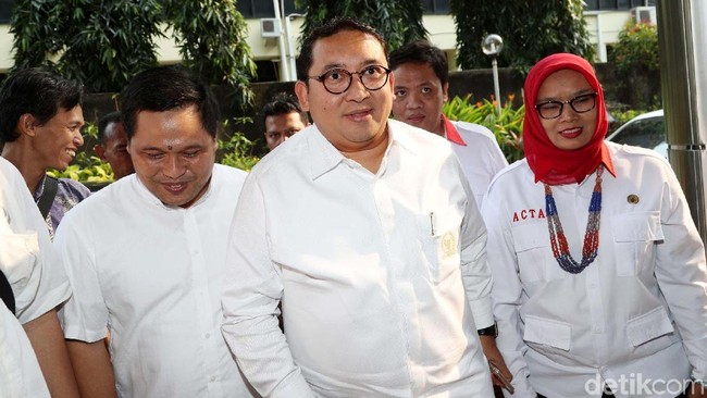 Fadli Zon Sindir (Lagi) Sri Mulyani