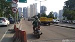 Belum Kapok, Para Pemotor Lagi-lagi Nekat Lintasi JLNT Casablanca