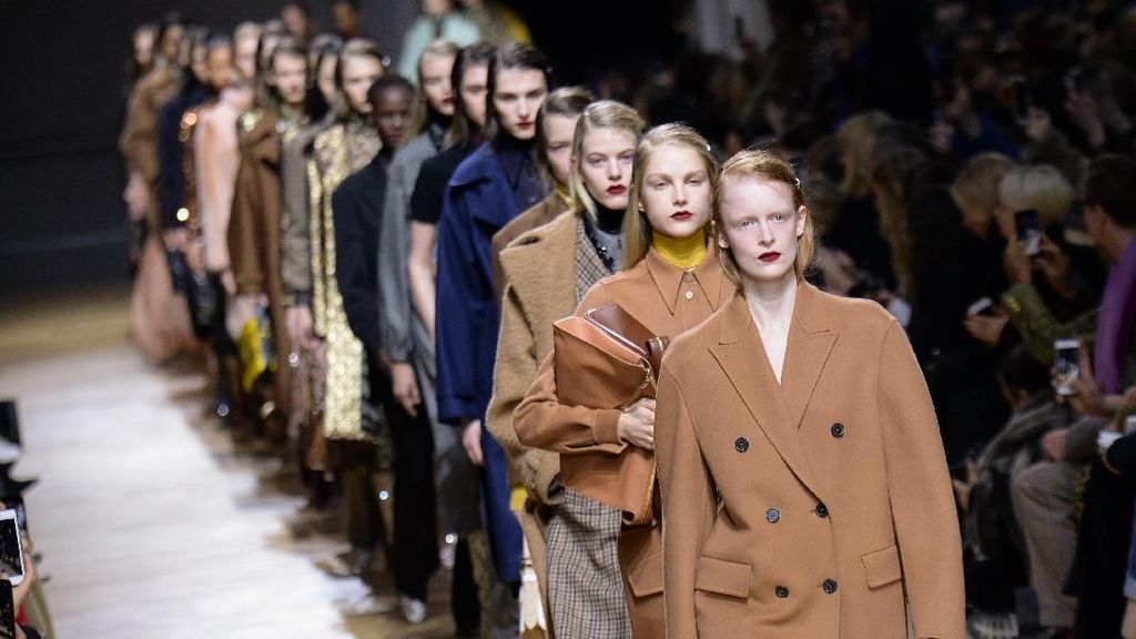 Paris Fashion Week 2018 Paris Fashion Week 2018