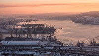 Murmansk di barat laut Rusia juga harus hidup tanpa cahaya matahari selama 40 hari. Fenomena ini selalu terjadi setiap musim dingin. (Thinkstock)