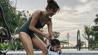 Banyak yang mencibir adapula yang memuji penampilan aktris berusia 30 tahun itu. (Dok. Instagram/kiranalarasati)