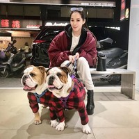 Meski dikenal sebagai salah satu anak orang terkaya di Singapura, Arissa Cheo tidak terlalu sering pamer memakai barang high end. Dia lebih suka mengunggah foto yang memperlihatkan penampilannya memakai busana rancangannya sendiri. Foto: Instagram@xarissaxcheox