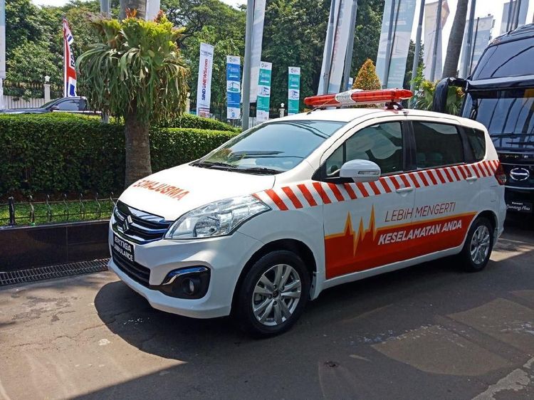 Suzuki Sulap Ertiga Jadi Ambulans