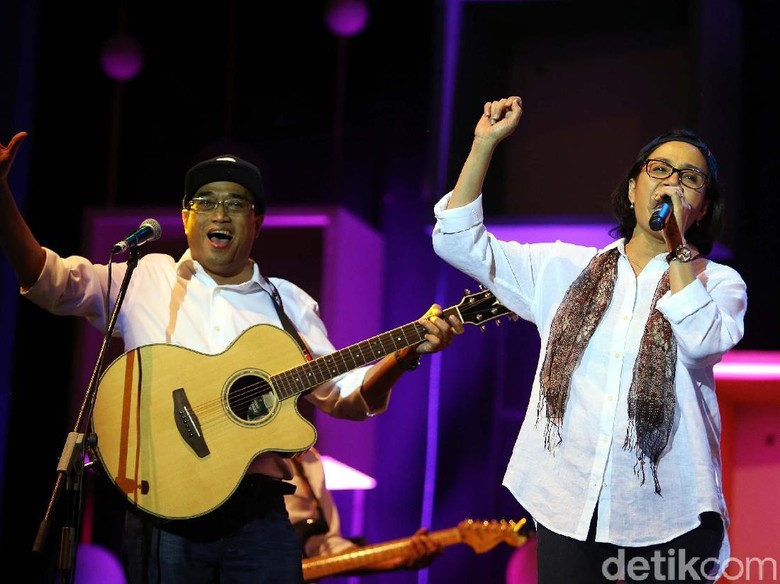 Gitar Laku Rp 200 Juta, Ini Kata Budi Karya Sumadi Gitar Laku Rp 200 Juta, Ini Kata Budi Karya Sumadi