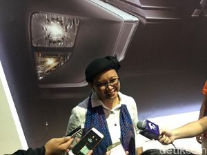 Bagi Menteri Luar Negeri Bermusik dan Berdiplomasi Sama Asyiknya!
