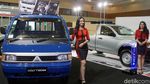 Si Cantik yang Bikin Melirik di Pameran Bus dan Truk