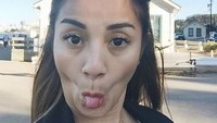 Pose Kirana kala memasang wajah jelek, tetap cantik ya? (Dok. Instagram/kiranalarasati)