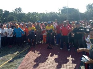 Direlokasi, PKL Pasar Perumnas Klender Protes ke Sandiaga