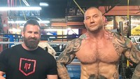 Dave Bautista memiliki tubuh yang berotot dengan perut sixpack. (Foto: instagram/DaveBautista)