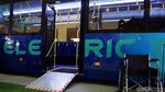 Bus Listrik Buatan Anak Bangsa Mejeng di JCC