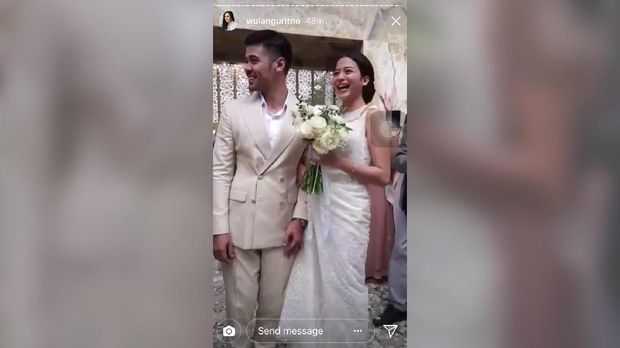 Foto pernikahan Chicco Jerikho dan Putri Marino.
