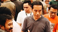Jokowi membeli sepatu buatan dalam negeri seharga Rp 380 ribu. (Foto: Instagram Saint Barkley)