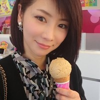 Salah satu hal yang membuatnya semakin tampak muda adalah pengaplikasian makeup minimalis ala Jepang. Foto: Instagram Masako Mizutani