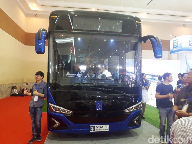 Terkait Limbah Baterai Bus Listrik, Ini Kata Moeldoko Foto: Eduardo Simorangkir/detikOto Terkait Limbah Baterai Bus Listrik, Ini Kata Moeldoko Foto: Eduardo Simorangkir/detikOto