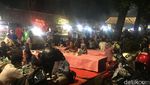 Penuh Sesak Pedagang Sate Taichan di Trotoar Senayan yang akan Ditata