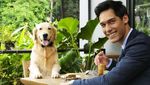 Ngopi Bareng, Ini Pose Richo Kyle dan Golden Retriever yang Bikin Gemas!