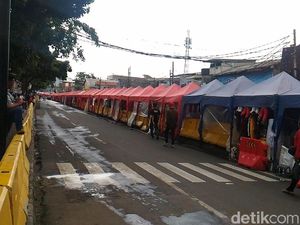 PKL tak Masalah Jl Jatibaru Dibuka Asal Direlokasi ke Tempat Ramai