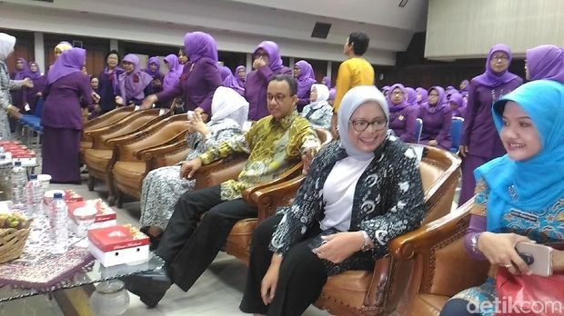 Anies Buka Program Bidan Delima